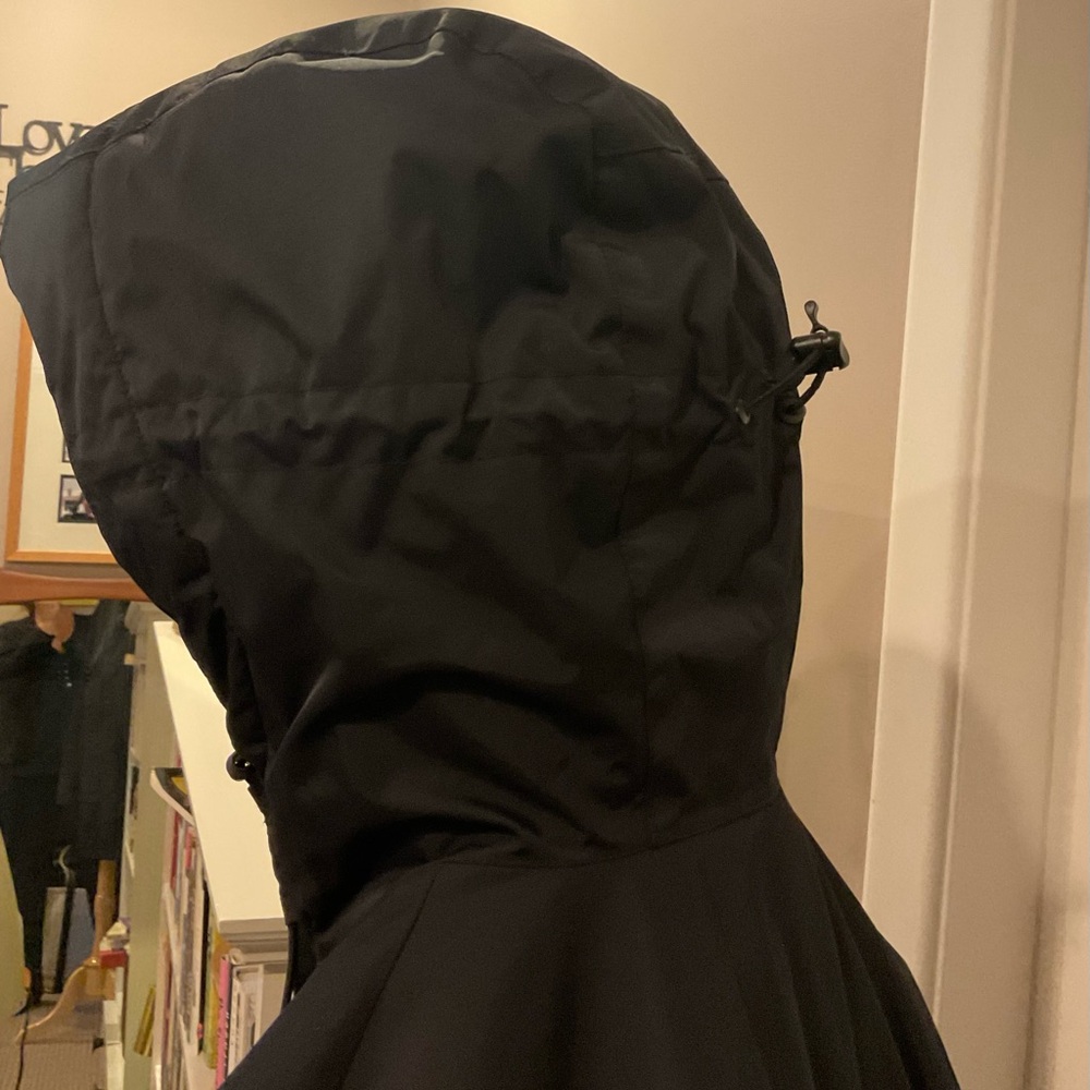 L.L. Bean Black Warm Warmer Jacket - Picture 6 of 12